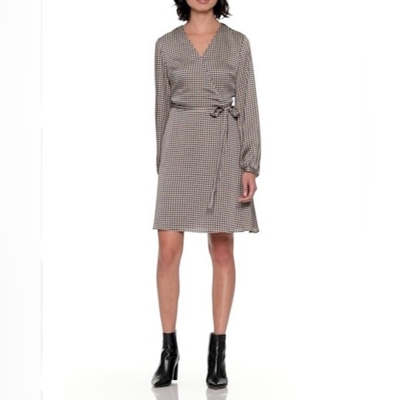 SOLD! NWT Banana Republic Printed Midi Dress Elephants Size 4 or Small - Picture 2 of 16